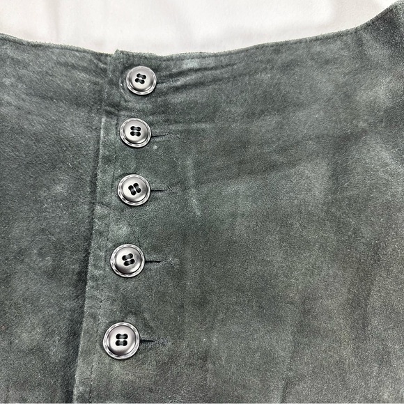 Express Leather Mini Skirt A-Line Button Fly Mid Rise Lined Black Biker Gothic - Picture 4 of 9